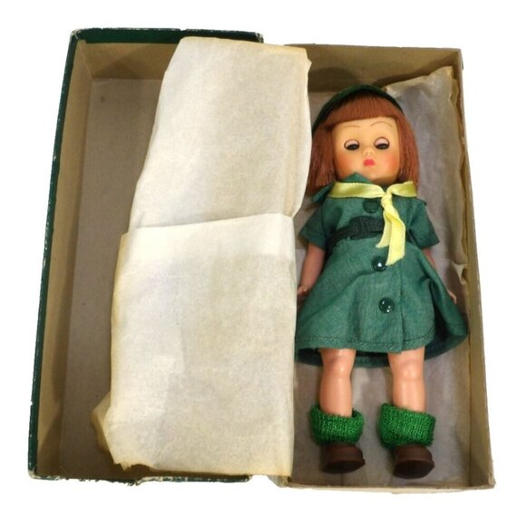 OFFICIAL 8" GIRL SCOUT DOLL vintage with red hair NEVER USED Box Damaged - Picture 1 of 4